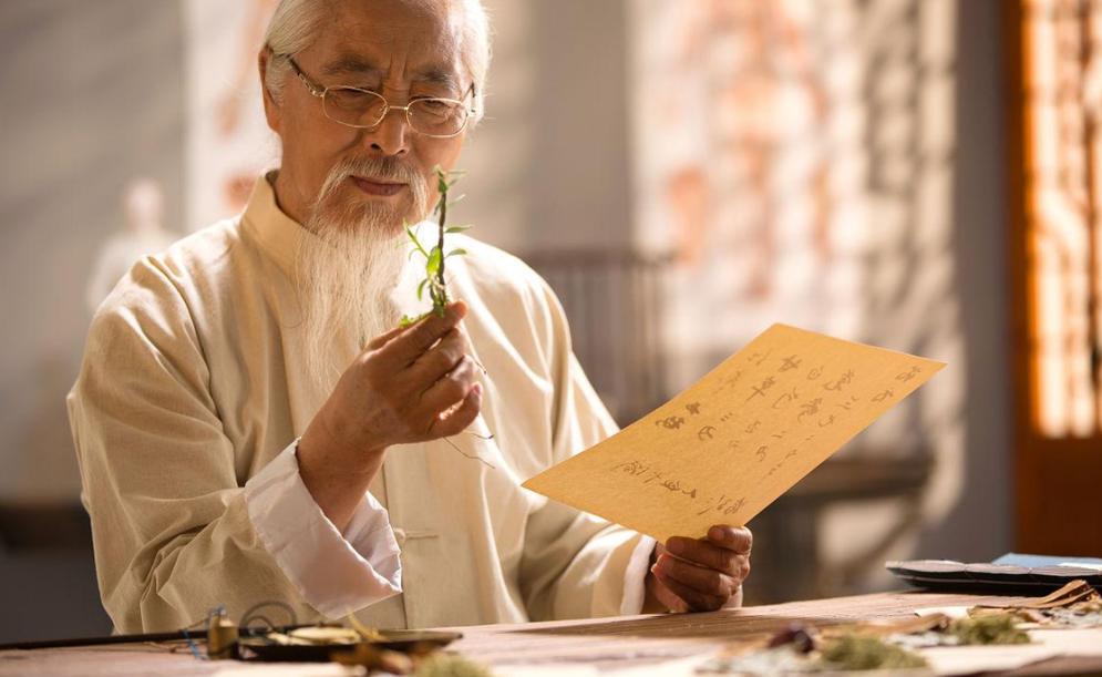 陰虛火旺怎么辦?中成藥助力清火,調和氣血平衡